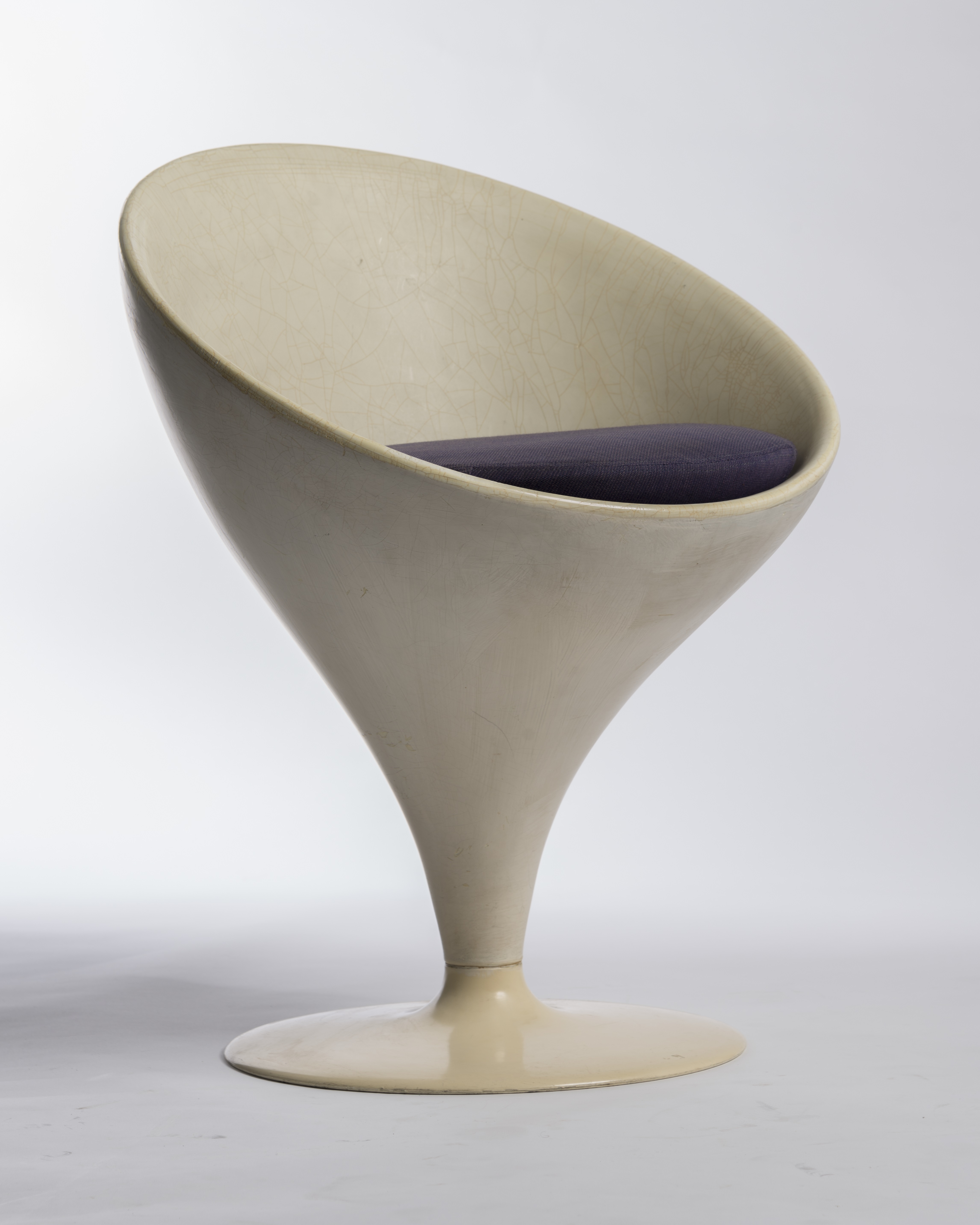 Stem chair